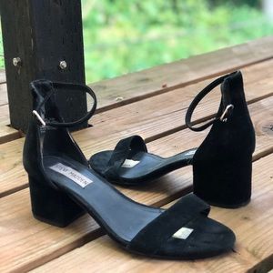 Steve Madden black suede one inch heel sandal